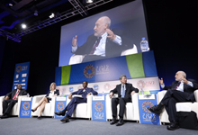 Joseph Stiglitz of Columbia University participates in a panel discussion on the post-2015 sustainable development agenda (IMF staff photo). 