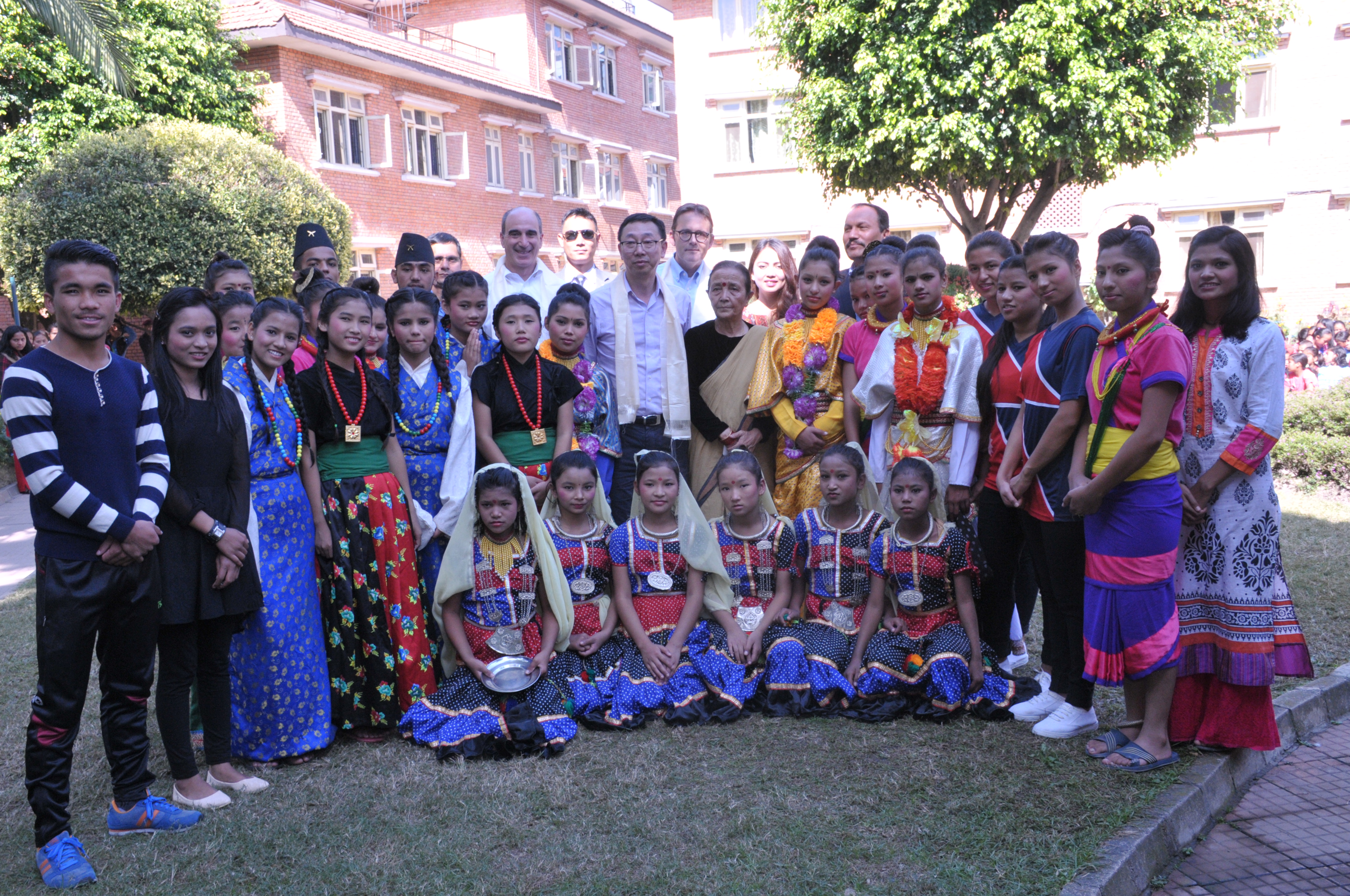 Tao Zhang with children of Maiti Nepal