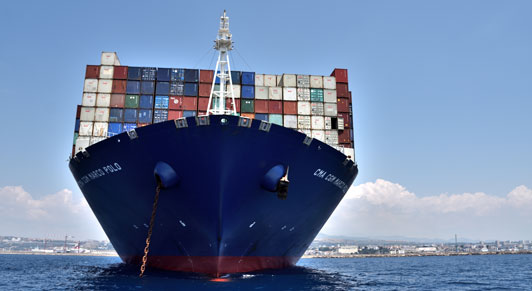 Containor exports ship