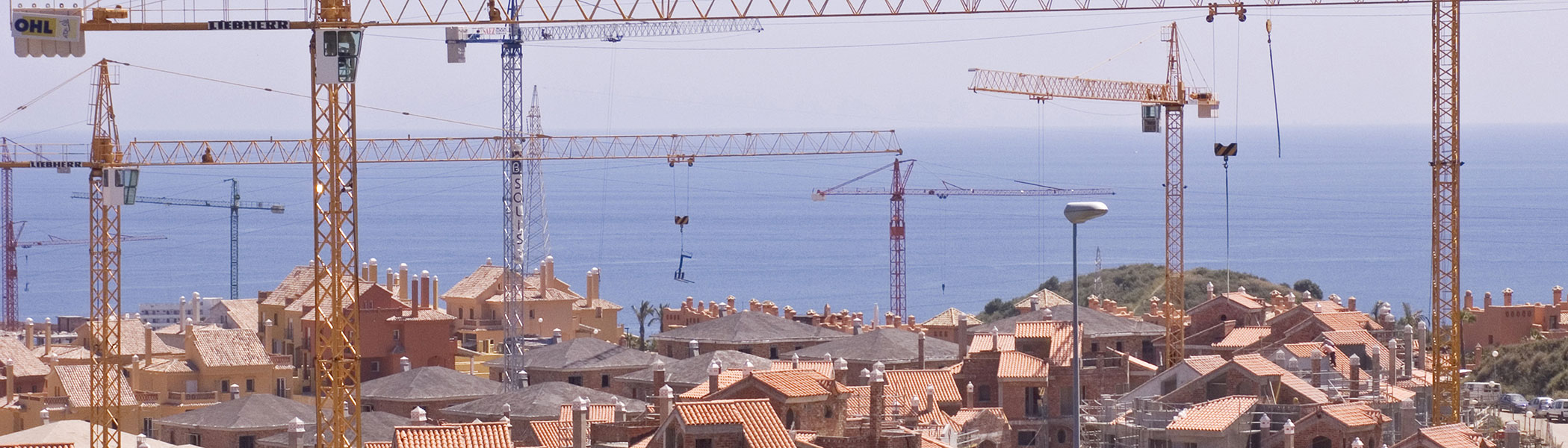 Construction Activity Can Signal When Credit Booms Go Wrong