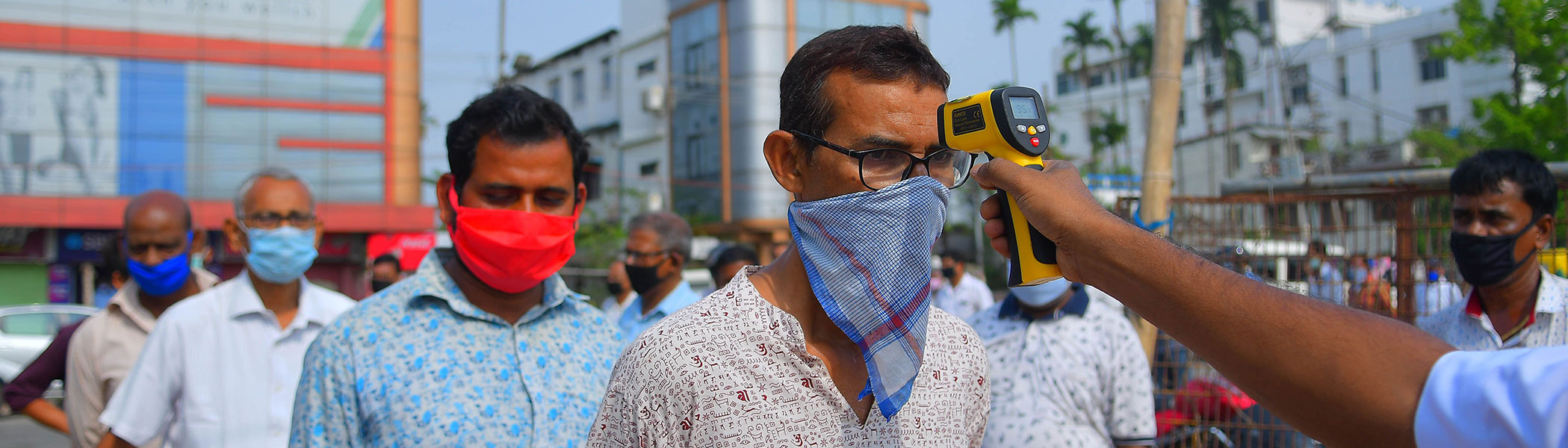 Courage under Fire: Policy Responses in Emerging Market and Developing Economies to the COVID-19 Pandemic