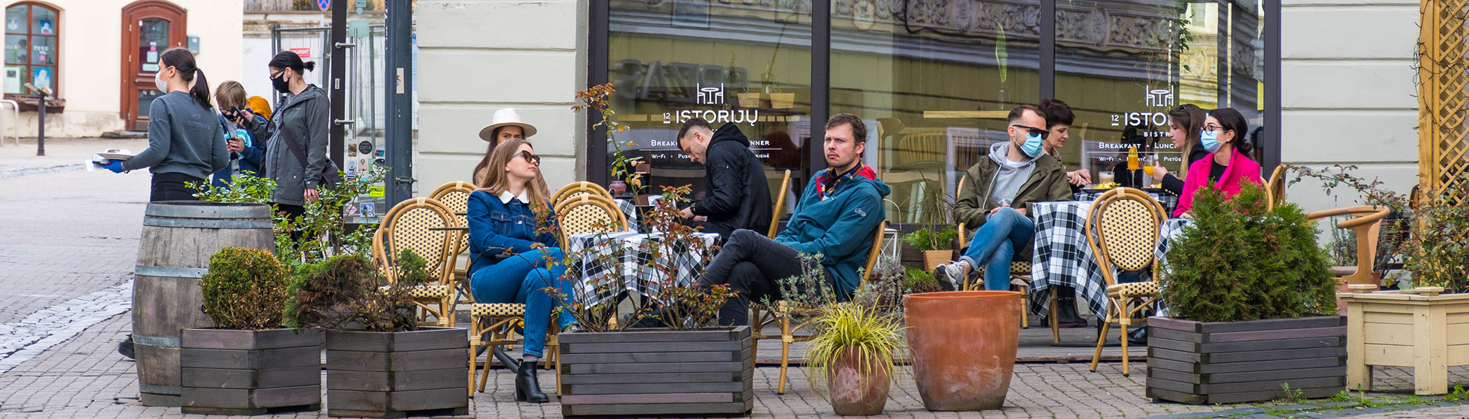 Reopening from the Great Lockdown: Uneven and Uncertain Recovery