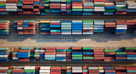 L’incertitude entourant les politiques commerciales commence à peser sur l’activité économique (photo: Imagine China/Newscom)