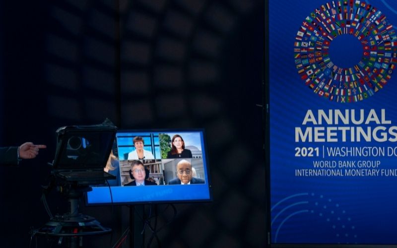 IMF Seminar: Debate on the Global Economy