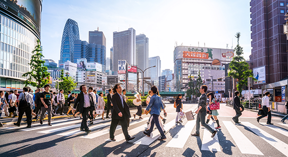 Shinjuku shopping district, Tokyo, Japan. Photo: (iStock/Nikada)