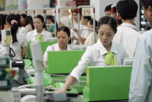 Vietnam's New Challenges Amid Signs of Overheating 