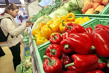 Tackle Inflation Now, Strauss-Kahn Says at G8 Summit