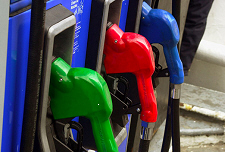 Managing Surging Oil Prices in the Developing World 