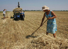 Economic Crises Hit Workers Hardest, Labor Conference Told