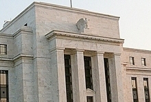 Central Banks Should Move Beyond Price Stability 