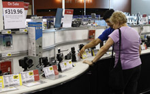 United States: IMF Sees Tepid Recovery from Crisis 