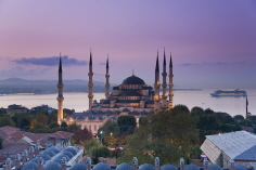 Don’t Demonize Finance After Crisis, Says Shiller 