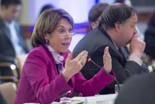 Laura D’Andrea Tyson and J. Bradford DeLong, both Professor of Economics at University of California, Berkeley, present their research into how fiscal policy evolved since 2007 (photo: IMF) 