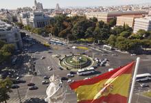 Plaza De La Cibeles, Madrid, Spain. Over the last 18 months, banks increased their provisions for losses on loans by some 80 percent (Photo: Andrea Comas/REUTERS/Newscom) 