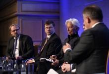 Wolfgang Munchau, Valdis Dombrovskis, Christine Lagarde, Michael Noonan and Benoît Cœuré discuss lessons learned from the Irish banking crisis (photo: Jason Clarke/IMF) 