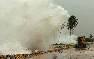 Finance &Development March 2014