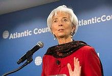 C. Lagarde : &laquo;Le d&eacute;fi que doivent relever les gouvernants &agrave; travers le monde consiste &agrave; combiner les politiques n&eacute;cessaires pour doper la croissance d&rsquo;aujourd&rsquo;hui et celles qui permettront d&rsquo;affermir les perspectives de demain&raquo; (photo FMI). 