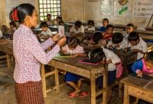 Escolares en el pueblo de Kampong Tralach, Camboya: Las medidas adoptadas por el FMI ayudar&aacute;n a ampliar los recursos disponibles para pr&eacute;stamos a los pa&iacute;ses de bajo ingreso (foto: Michael Nolan/Robert Harding World Imagery/Corbis) 