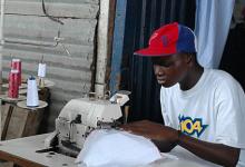 Atelier de tailleur à Dakar : le nouveau programme du pays vise à améliorer davantage le climat des affaires (photo : Philippe Lissac/picture-alliance/Godong/Newscom) 