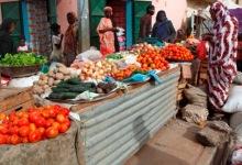 Vegetable market in Mauritania, a country that has begun putting in place gradual subsidy reform coupled with measures to protect the poor (photo: Corbis) 
