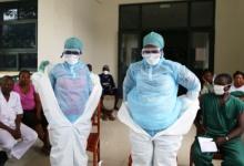 Medical workers in Freetown learn how to protect themselves against Ebola during a training session (Xinhua/Huang Xianbin). 