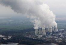 Coal power station near Cottbus, Germany. Moving from existing to efficient fuel prices would reduce pollution-related deaths. Photo: Michaela Rehle/ Reuters/Newscom 