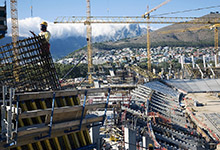 Obrero de la construcción en Sudáfrica: La corrupción reduce los recursos disponibles para la inversión pública, lo cual perjudica el crecimiento (foto: Per-Anders Pettersson/Gettyimages) 